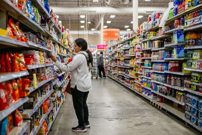食品行业2026年增长前景艰难：成本高企与消费疲软双重承压